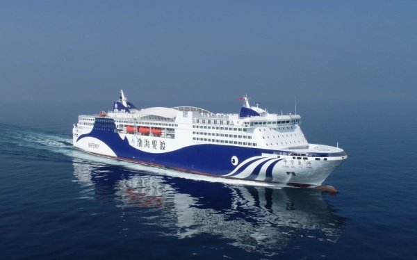 天成创亿 赶在9.3阅兵前，解放军在南海台海两大方向，扎下“定海神针”！